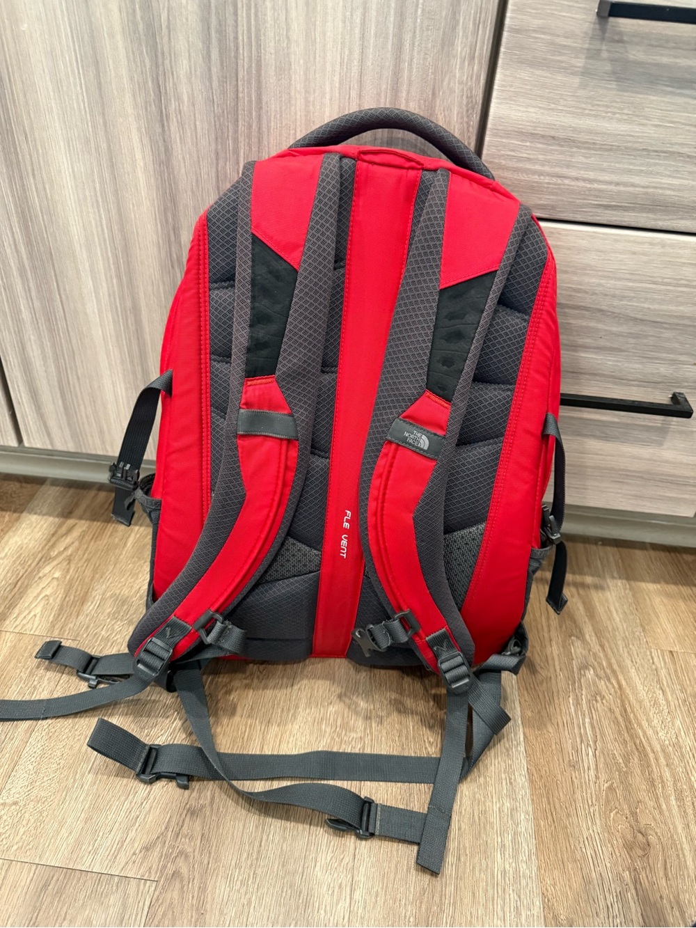 NORTH FACE Red Fle Vent Borealis Backpack - Picture 4 of 4